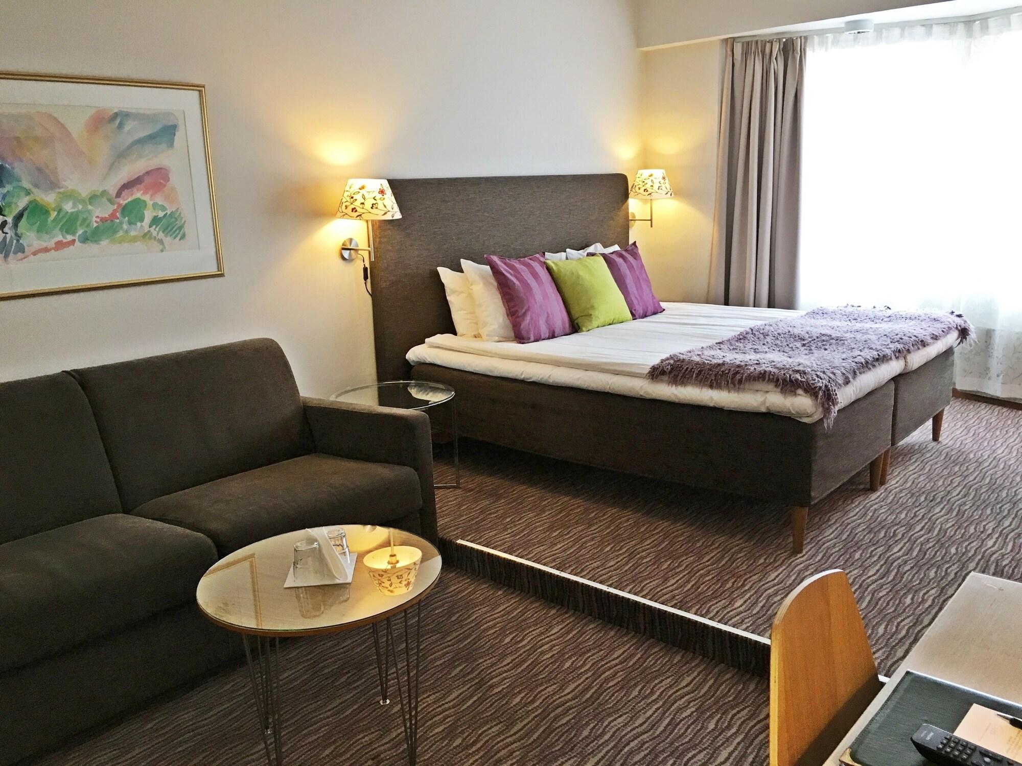 Mora Hotell & Spa Екстер'єр фото
